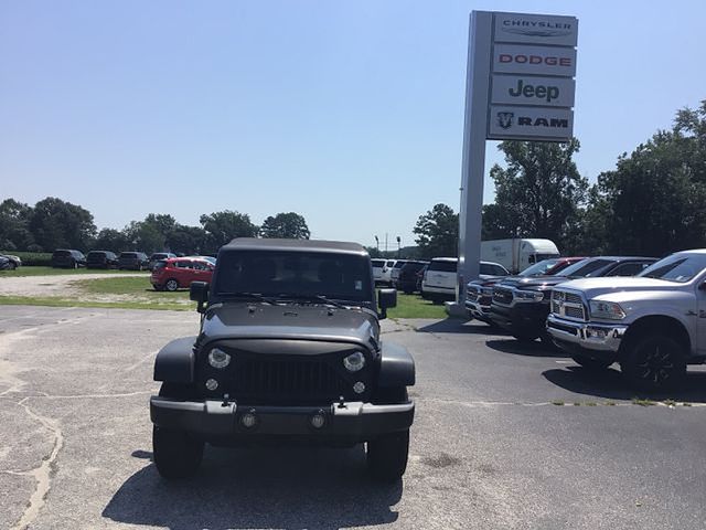 2018 Jeep Wrangler Unlimited Sport Willys Wheeler photo 2