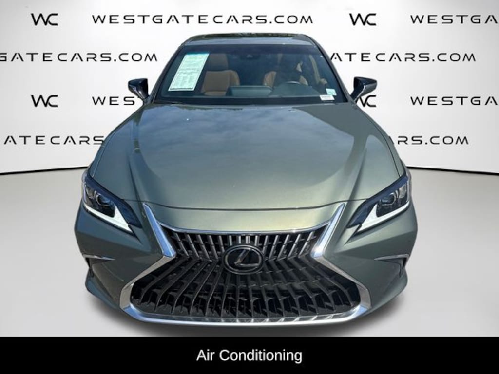 Used 2024 Lexus ES 350 Sedan