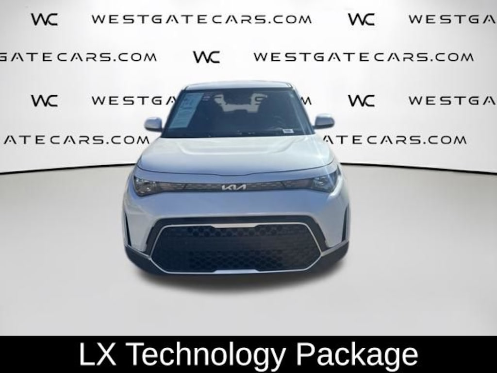 Used 2023 Kia Soul LX Hatchback