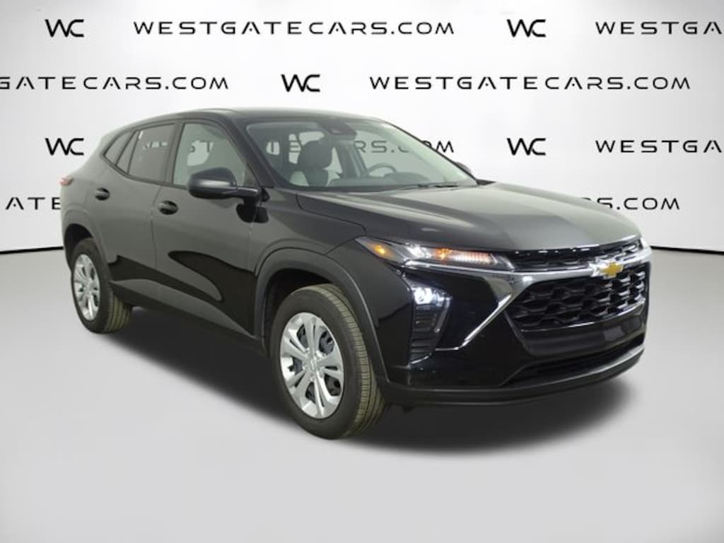 Used 2025 Chevrolet Trax LS SUV