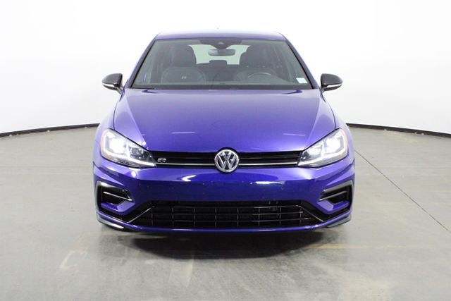 2019 Volkswagen Golf R 4Motion photo 2