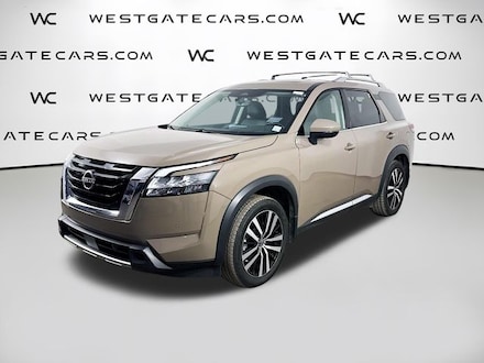 2023 Nissan Pathfinder Platinum SUV