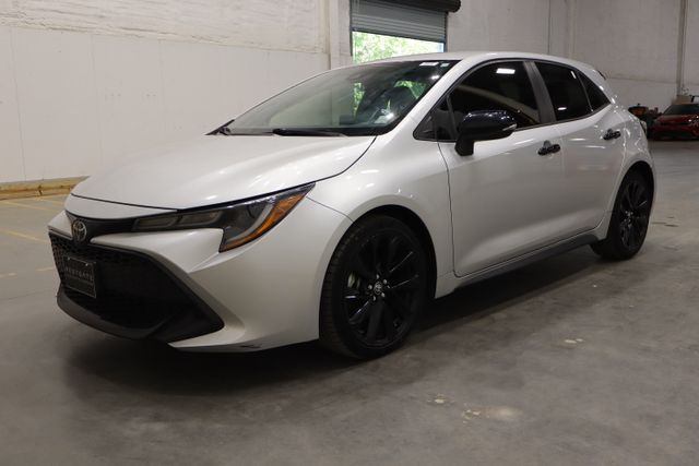 2020 Toyota Corolla SE Nightshade Edition photo 2