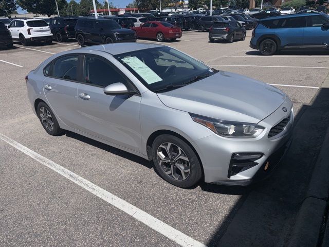 2019 Kia Forte LXS photo 3