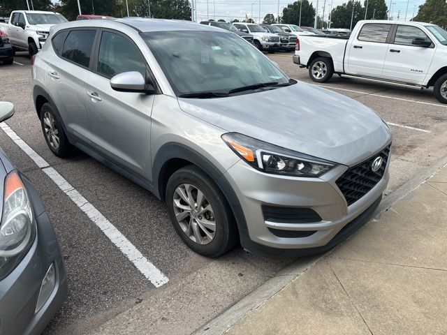 2021 Hyundai Tucson SE photo 2