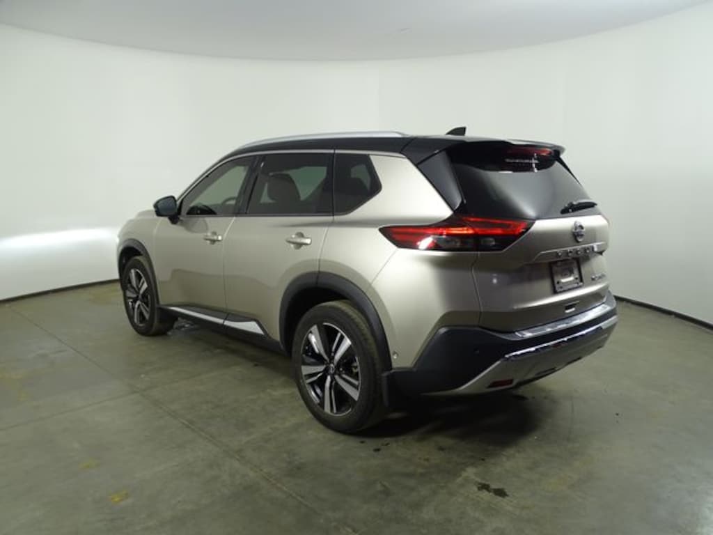 Used 2022 Nissan Rogue Platinum SUV