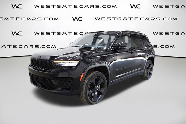 2023 Jeep Grand Cherokee Altitude's photo