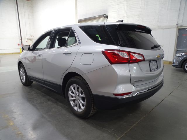 2020 Chevrolet Equinox LT photo 3