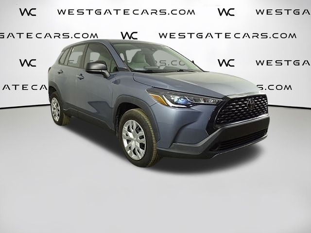2022 Toyota Corolla Cross L's photo