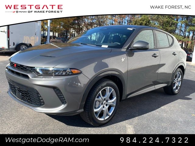 2024 Dodge Hornet R/T Plus photo 3