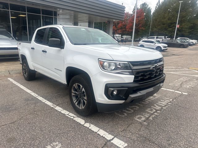 2022 Chevrolet Colorado Z71 photo 2