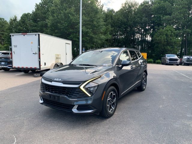 2023 Kia Sportage LX photo 3