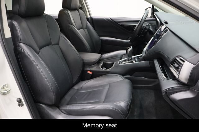 2022 Subaru Outback Limited - Photo 17