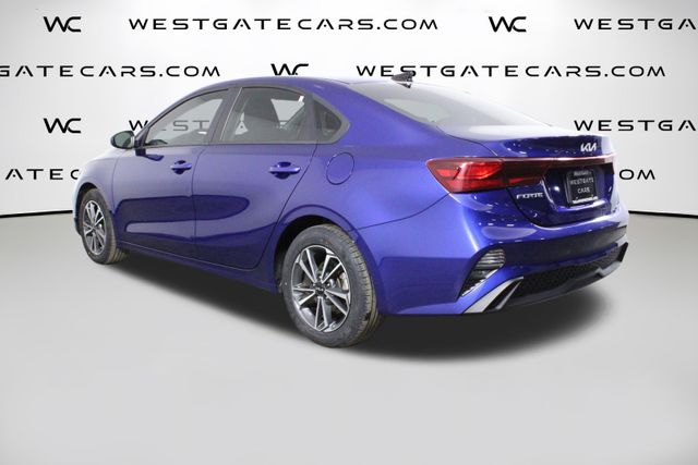 2023 Kia Forte LXS photo 3