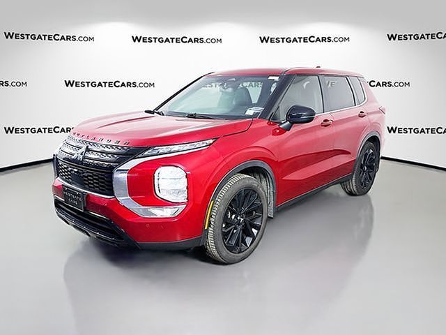 2022 Mitsubishi Outlander SE photo 3
