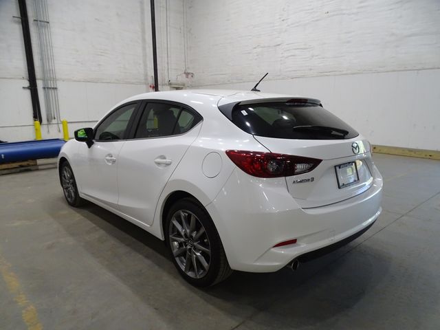 2018 Mazda Mazda3 Touring photo 2