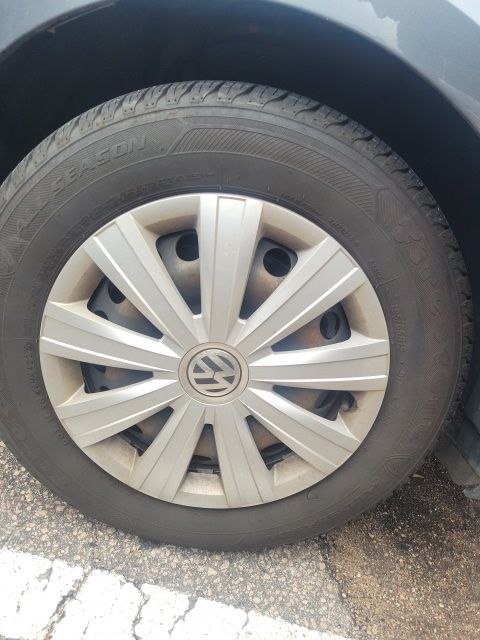 2014 Volkswagen Jetta 2.0 S photo 2