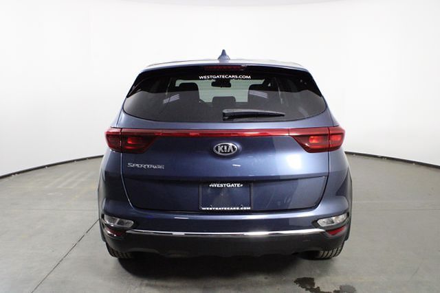 2022 Kia Sportage LX photo 3