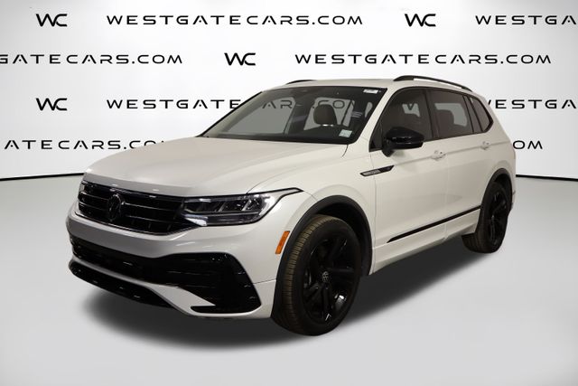 2024 Volkswagen Tiguan SE R-LINE BLACK's photo