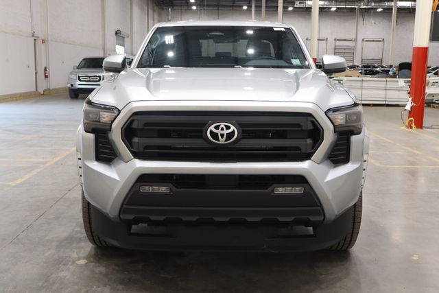 2024 Toyota Tacoma SR5 photo 2