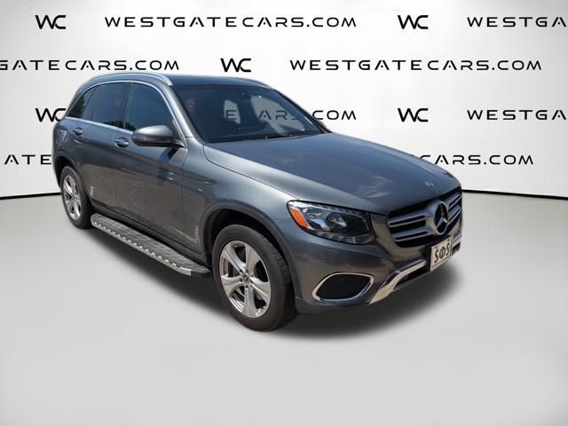 2018 Mercedes-Benz GLC GLC300's photo