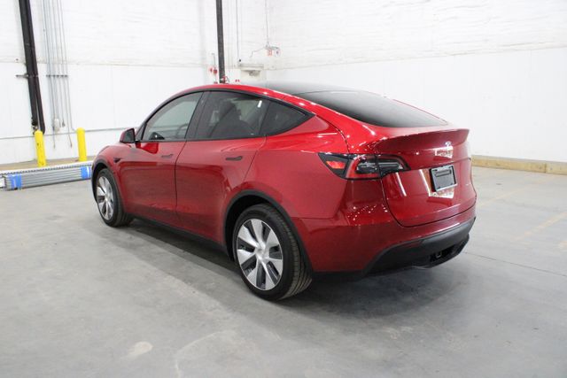 2020 Tesla Model Y Long Range photo 3