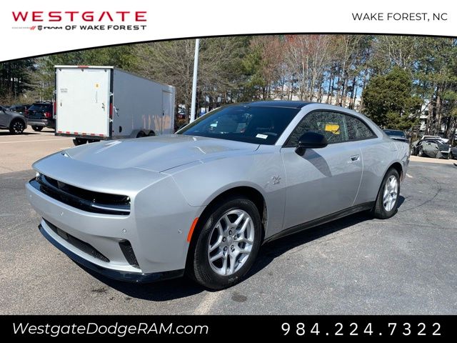 2025 Dodge Charger R/T photo 3