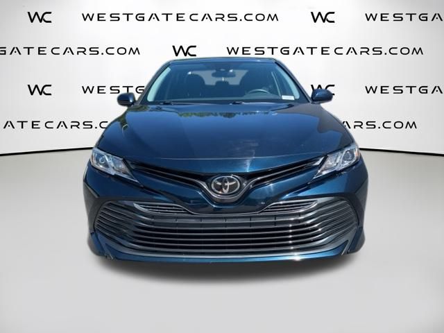 2019 Toyota Camry LE photo 2