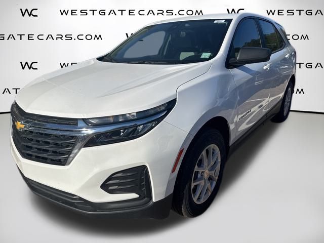 2024 Chevrolet Equinox LS's photo