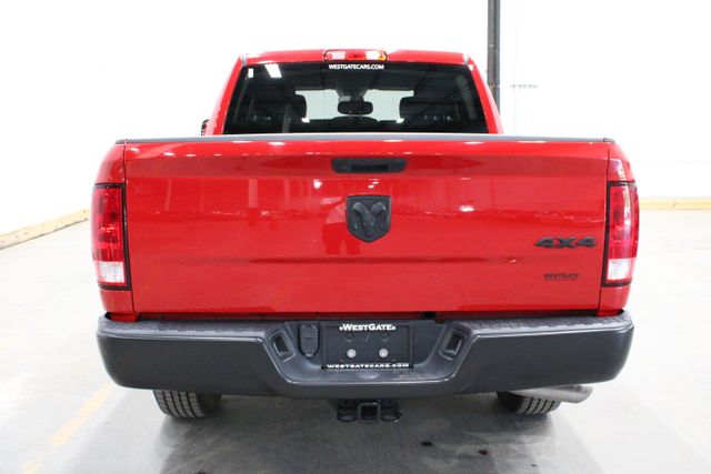 2022 Ram 1500 Classic Tradesman photo 2
