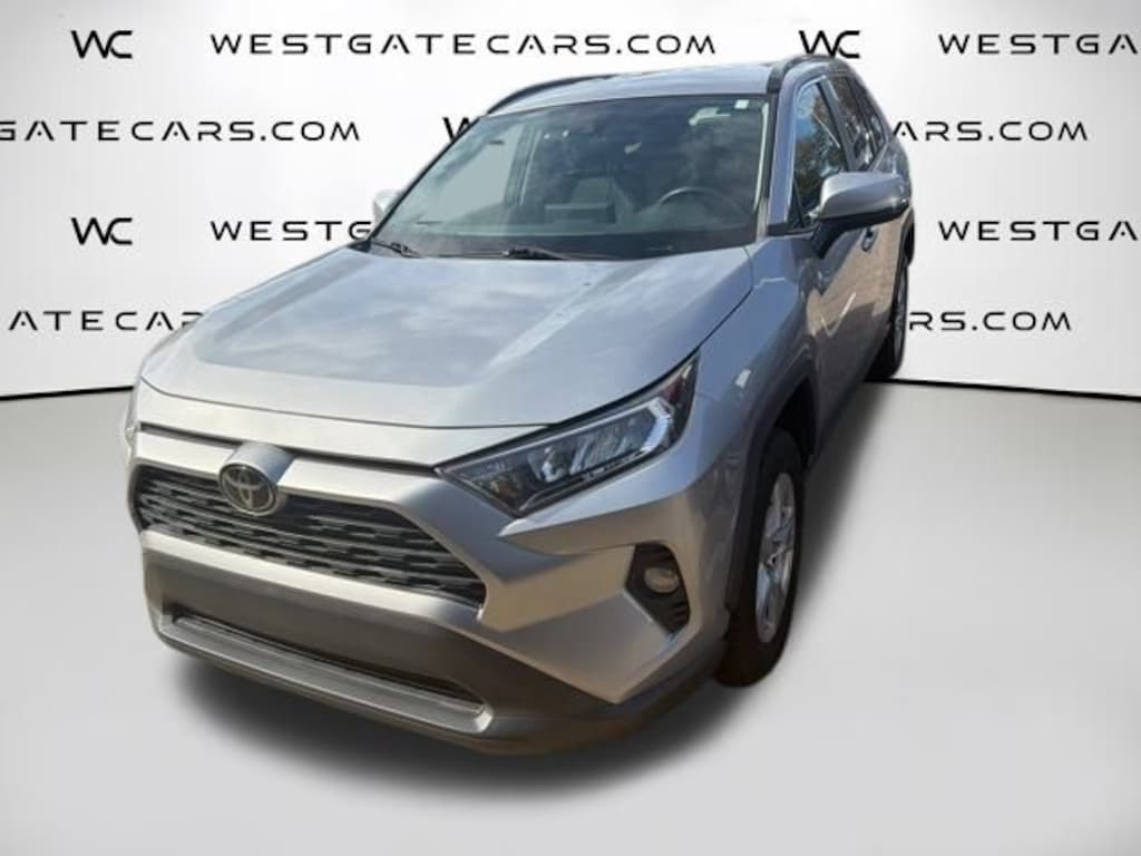 Used 2020 Toyota RAV4 XLE SUV