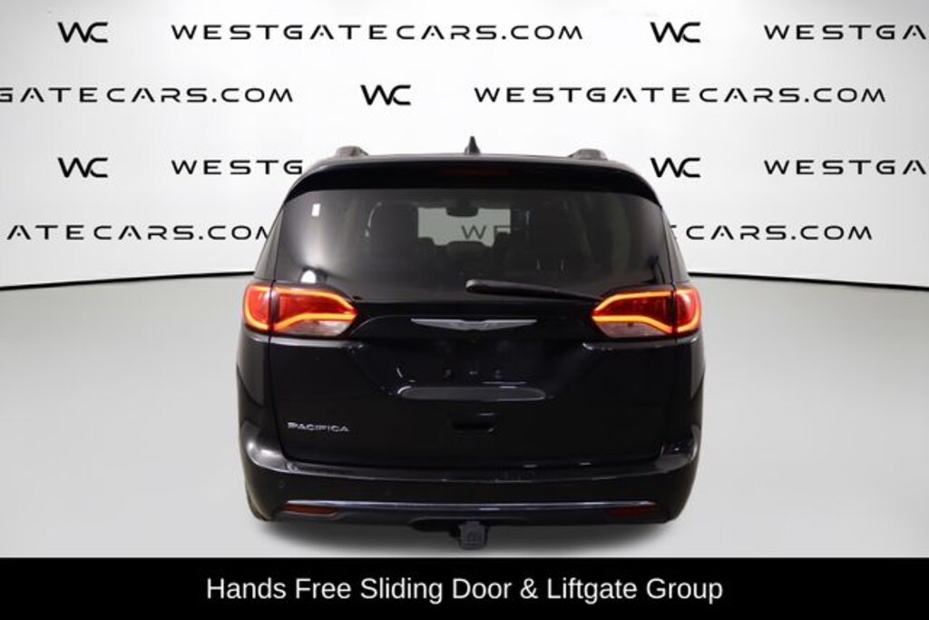 Used 2018 Chrysler Pacifica Touring L Plus Van