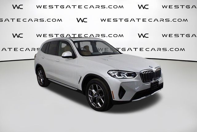 2022 BMW X3 30i's photo