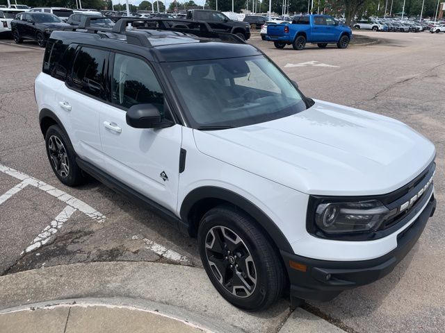 2021 Ford Bronco Sport Outer Banks photo 3