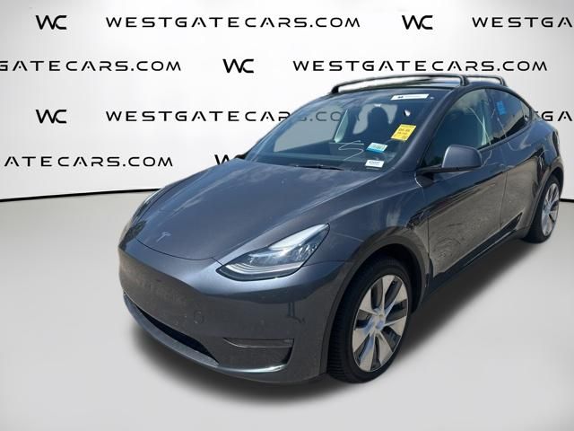 2021 Tesla Model Y Long Range Dual Motor All-Wheel Drive's photo