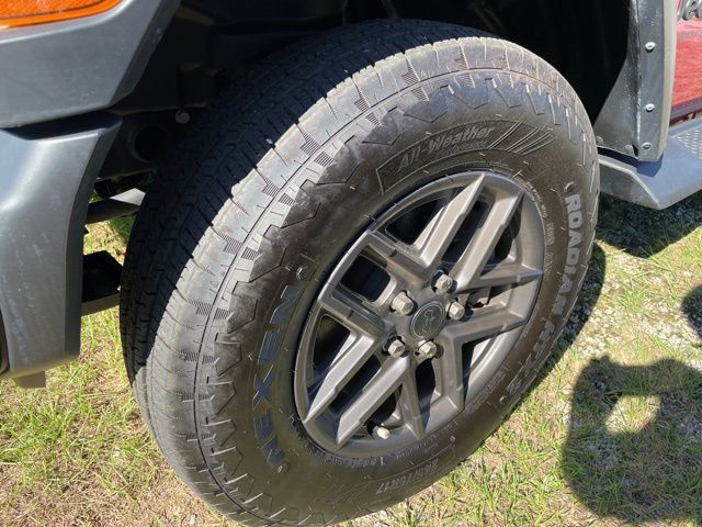 2024 Jeep Wrangler Sport S photo 3