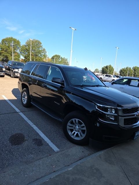2020 Chevrolet Tahoe LT photo 3