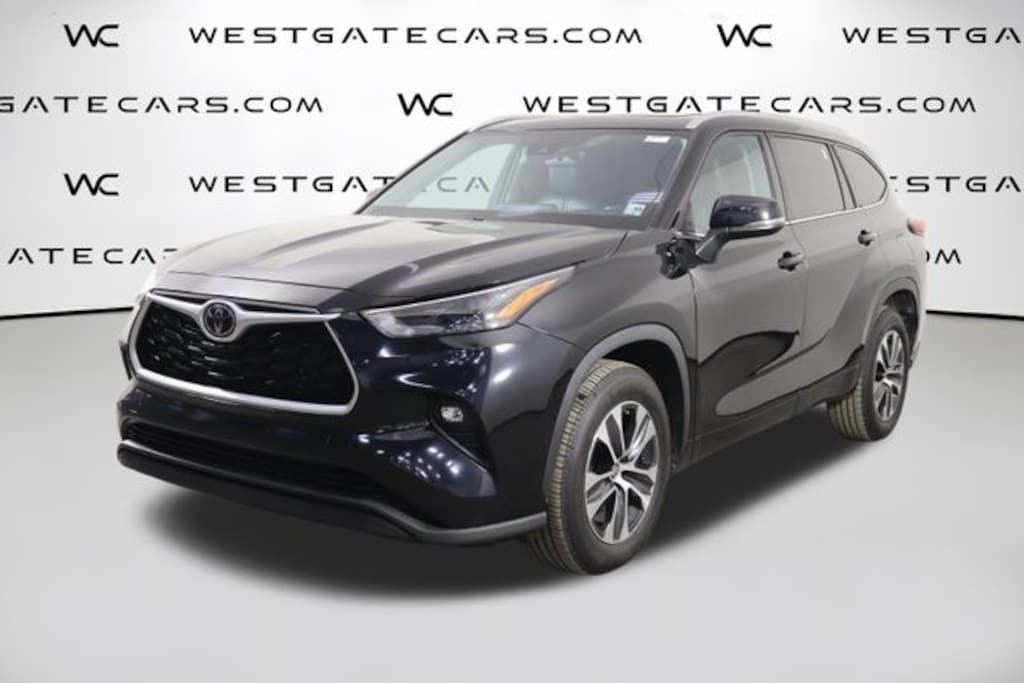 Used 2022 Toyota Highlander XLE SUV