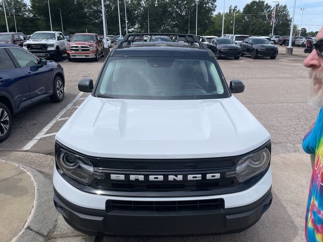 2021 Ford Bronco Sport Outer Banks photo 2