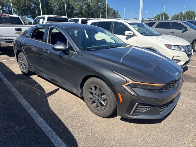 2025 Kia K5 LXS photo 3