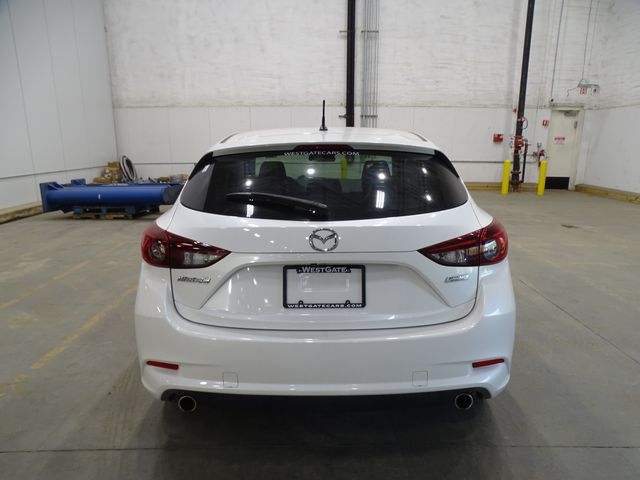 2018 Mazda Mazda3 Touring photo 3