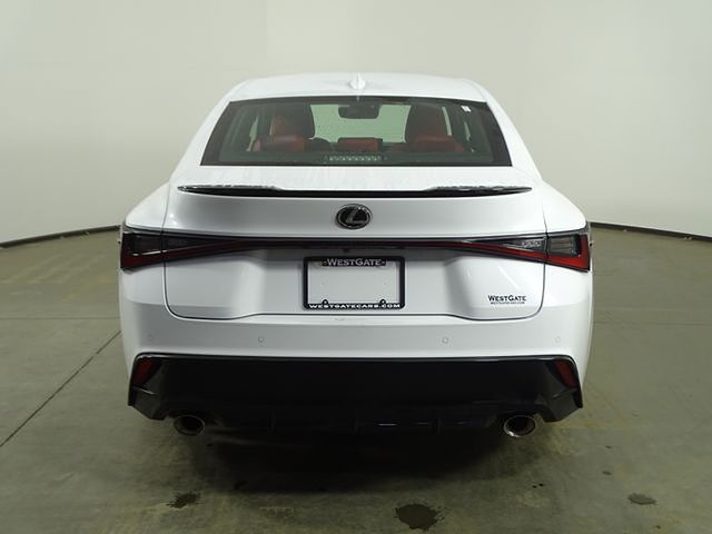 2023 Lexus IS 350 F SPORT photo 4
