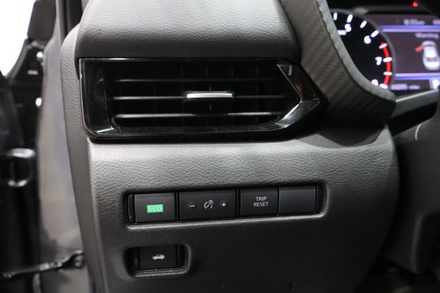 2022 Nissan Sentra SV - Photo 18