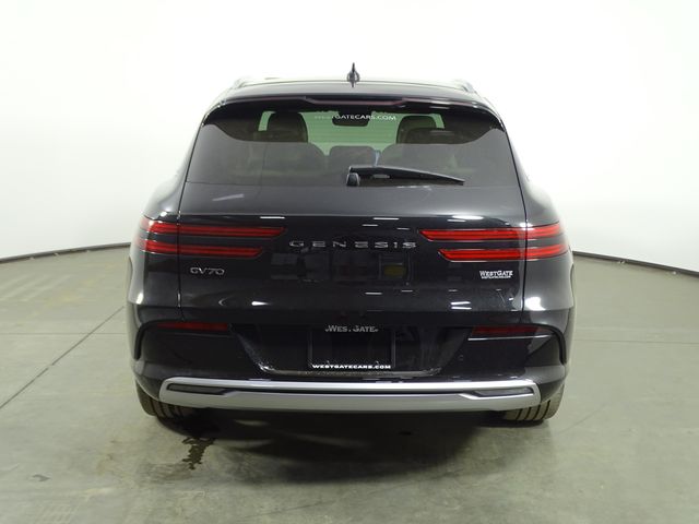 2024 Genesis Electrified GV70 Advanced photo 4