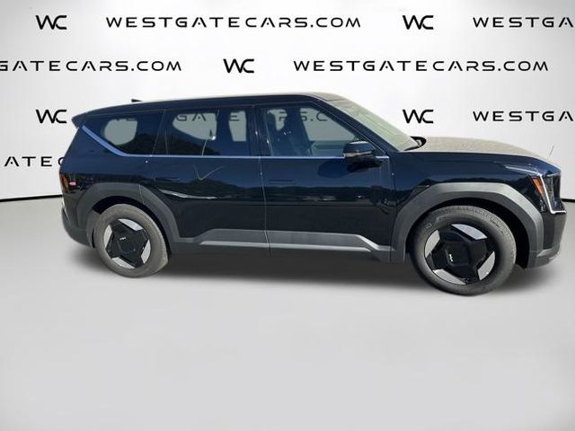 2026 Kia EV9 Light - Photo 33