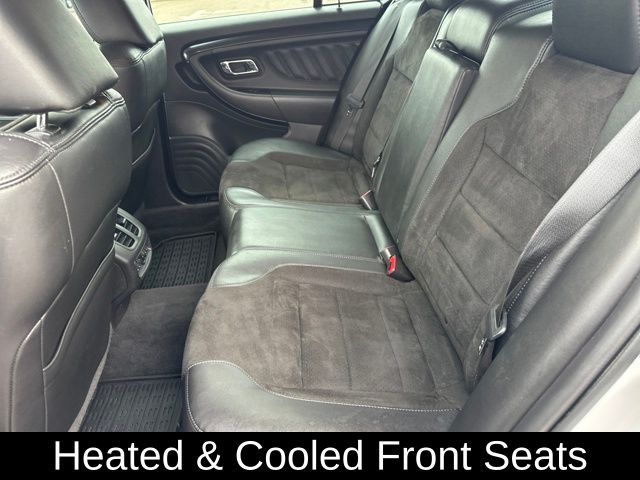2010 Ford Taurus SHO - Photo 32