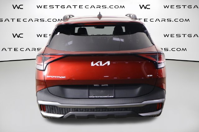 Used 2023 Kia Sportage Plug-In Hybrid X-Line SUV