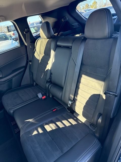 2024 Mitsubishi Outlander SE 2WD's photo