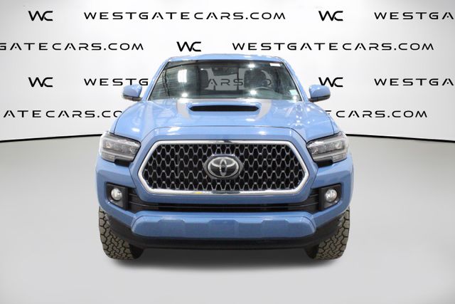 2019 Toyota Tacoma TRD Sport V6 photo 2