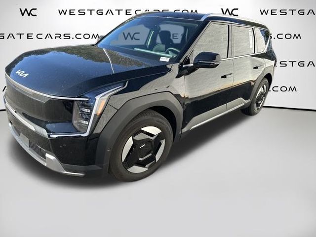 2026 Kia EV9 Wind's photo